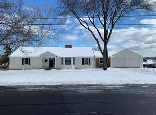 140 Eastern Dr, Wethersfield, CT 06109