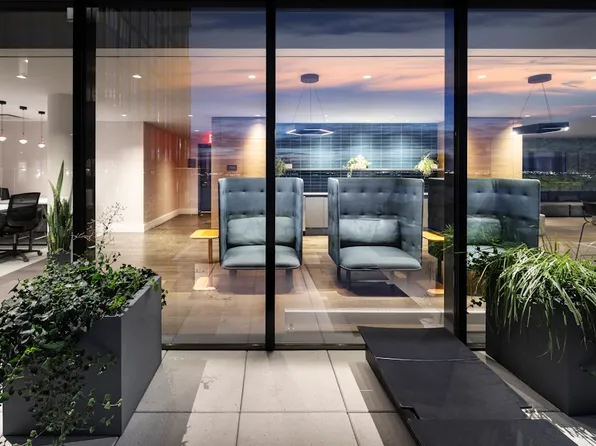 15 Bridge Park Dr image 11 of 30