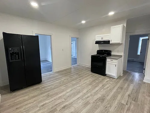 16-18 N Summer St #16-2 Photo 1