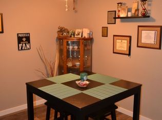 6495 S 20th St APT 10, Oak Creek, WI 53154