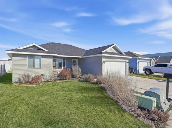 359 Miller Ave, Burley, ID 83318