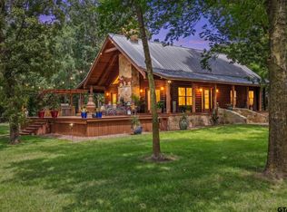 609 County Road 2421, Como, TX 75431