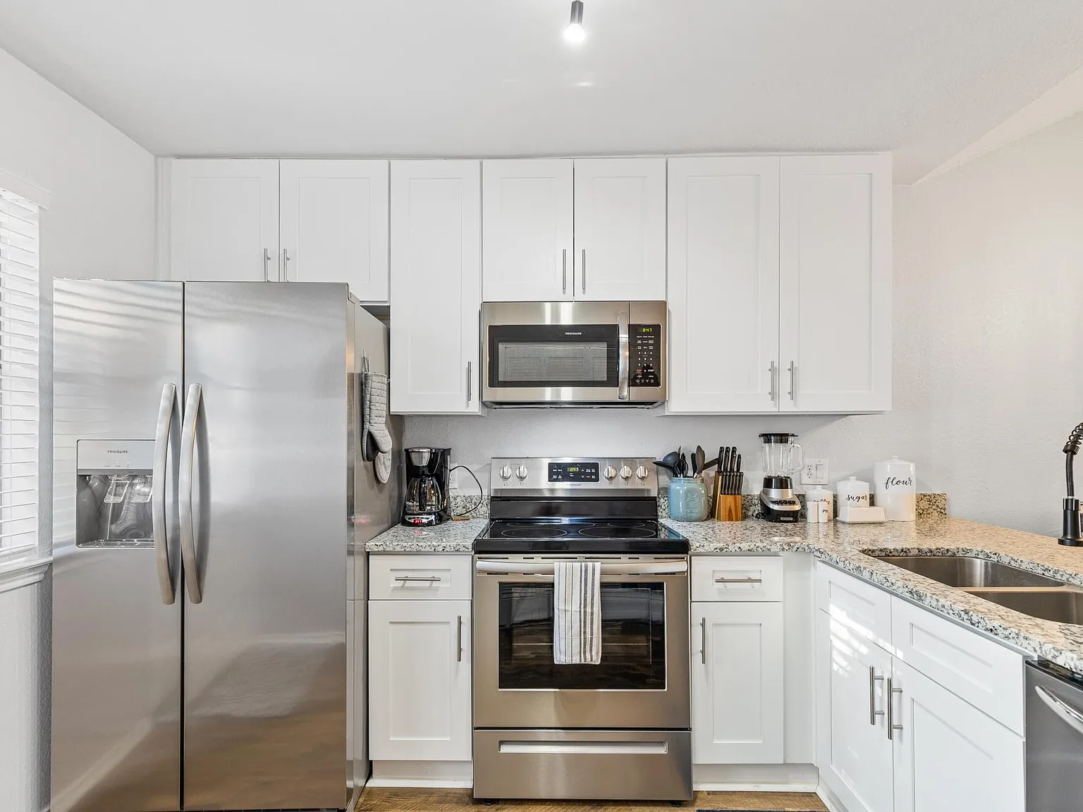 2918 Timothy Ln — Photo 4