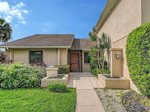 5th image of 3799 Countryside Rd