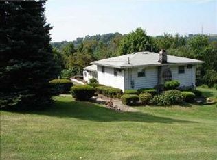 422 Payne Hill Rd, Clairton, PA 15025