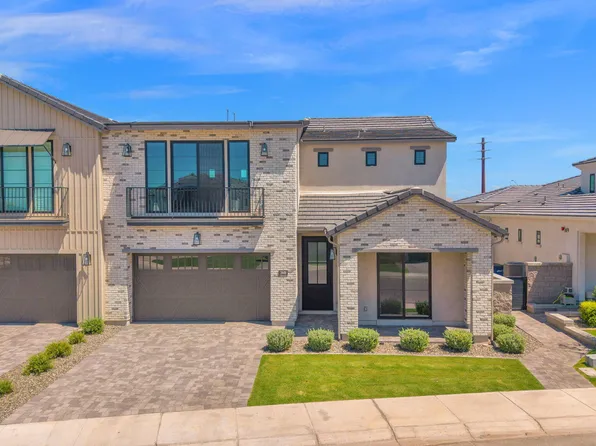 2648 E LONGHORN Court, Gilbert, AZ 85297