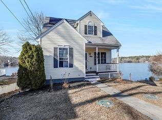 75 Lakeshore Dr, Bellingham, MA 02019