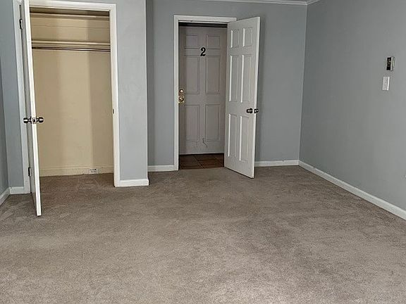3rd image of 830 Washington Ave APT 2