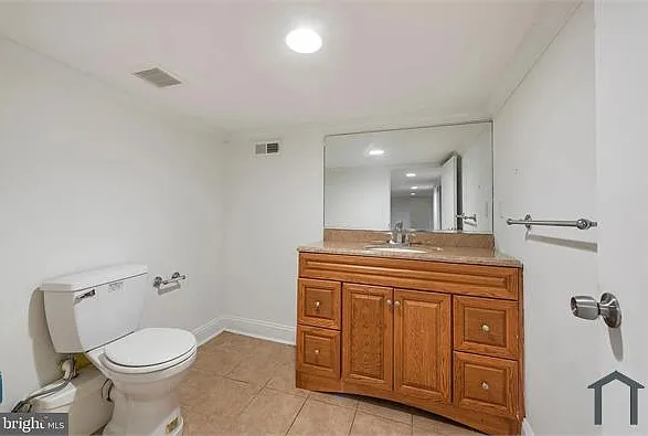 411 N Kenwood Ave — Photo 19