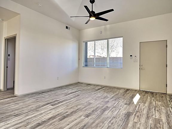 5th image of 112 Princeton Dr SE #D