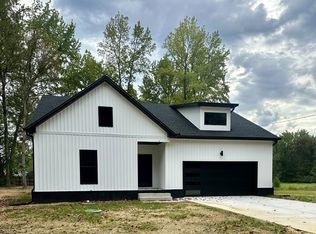 1885 Woodruff Ave, Greenbrier, TN 37073