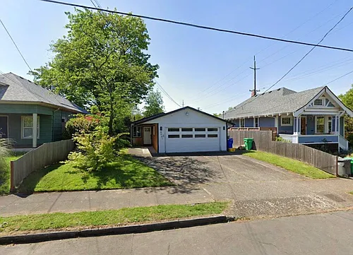 4541 NE 19th Ave Photo 1