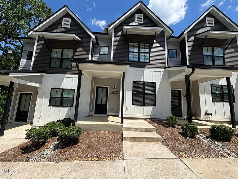 5710 Parker Pines Ct — Photo 6
