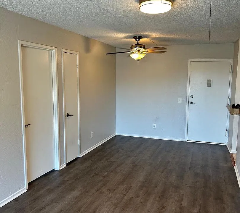 75 S Reynolds St #212