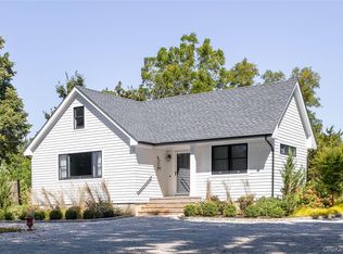 1260 Main Rd, Riverhead, NY 11901