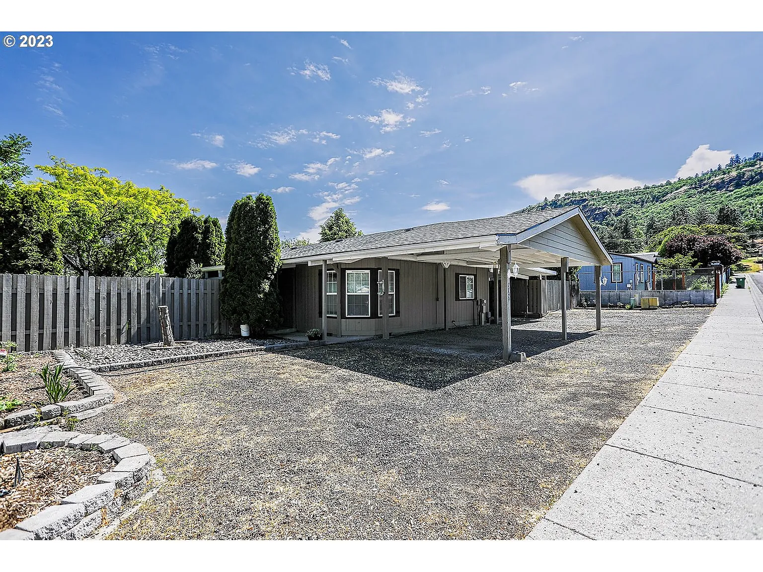 972 Honey Do St photo 1