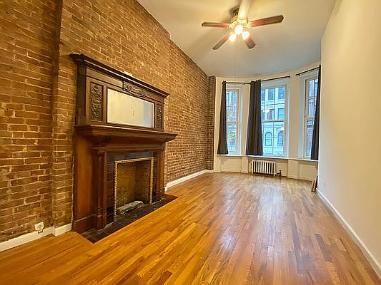 1st image of 67 W 85th St APT 1A