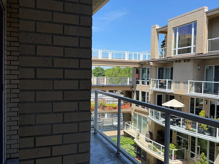 1620 NE Broadway St #517 — Photo 20