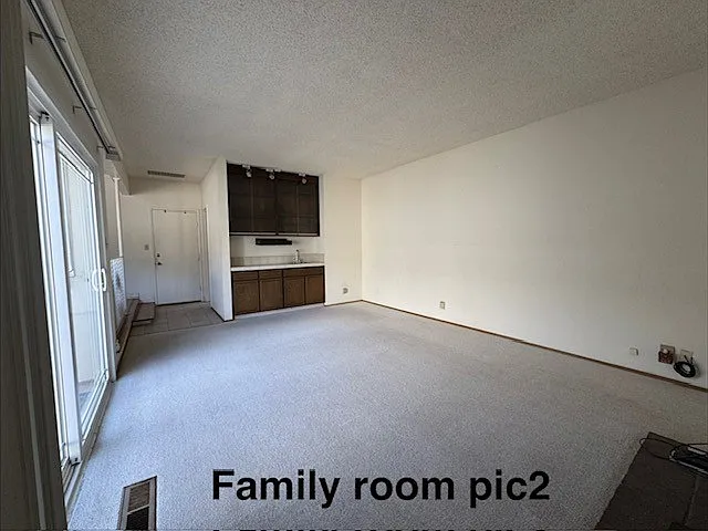 21722 Columbus Ave #1 — Photo 8