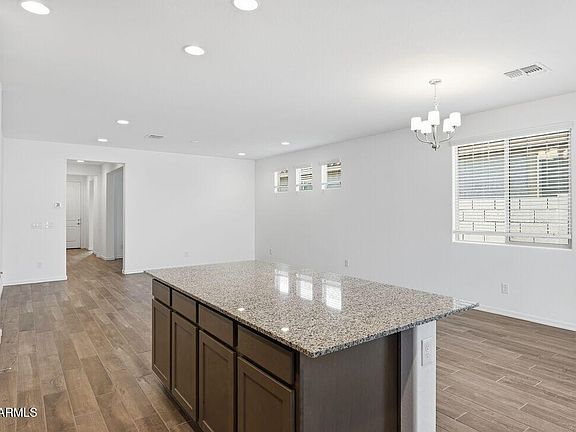 5th image of 9968 W MITCHELL Avenue