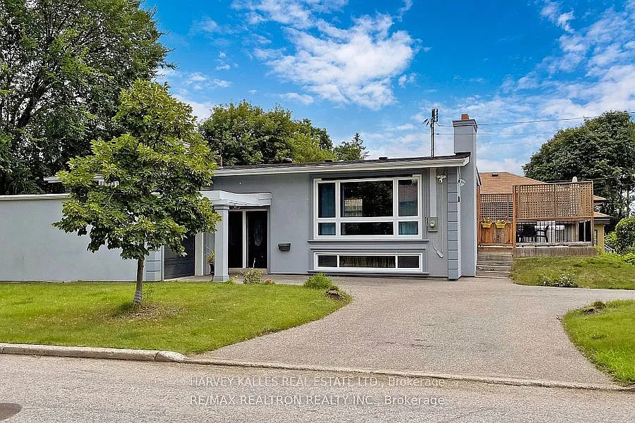 142 Combe Ave #LOWER