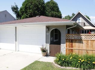 2534 Lakeshore Dr, Sheboygan, WI 53081
