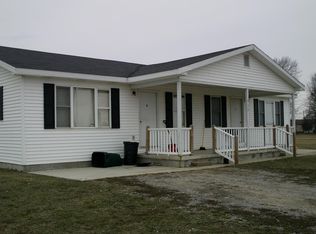 315 N 8th St APT D, Breckenridge, MI 48615