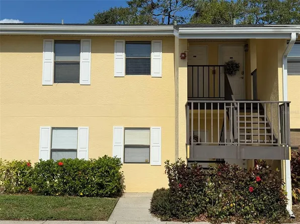3001 58th Ave S APT 610, Saint Petersburg, FL 33712