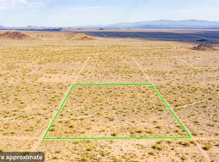 000 Red Lake Road. Golden Valley Ranchos, Yucca, AZ 86438