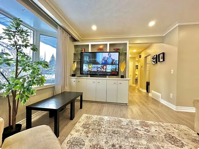 441 Seaton Dr — Photo 8