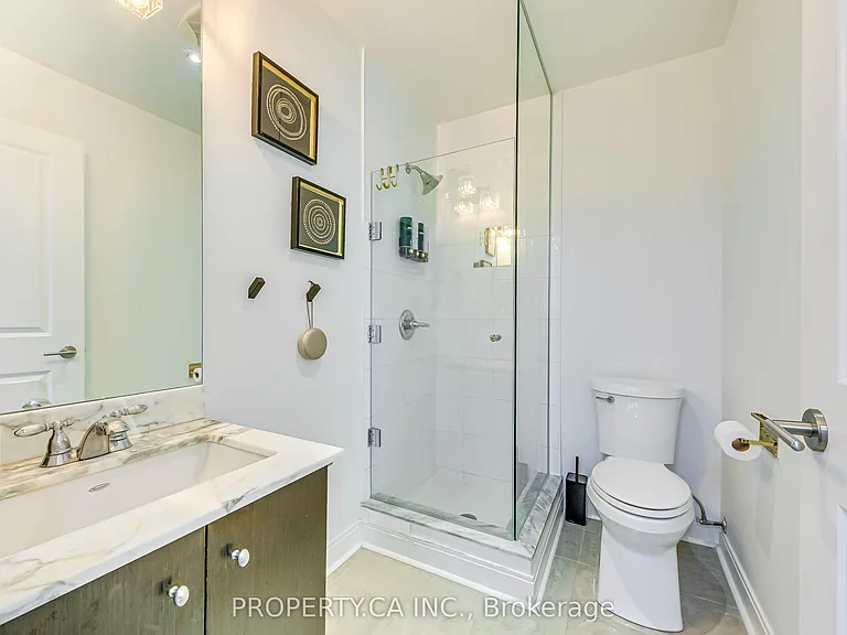 21 Scollard St #406 — Photo 23