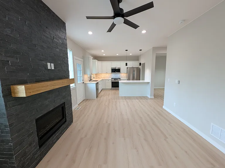 Dining Room facing Kitchen