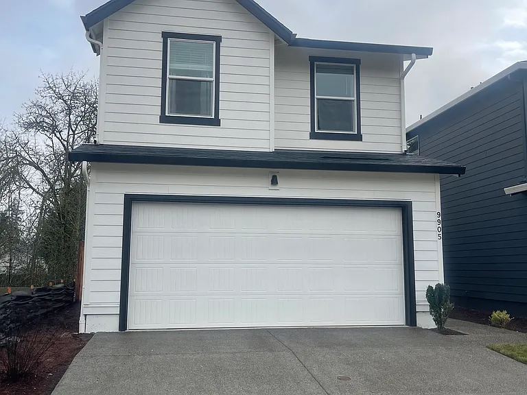 9905 NE 80th Ave — Photo 1