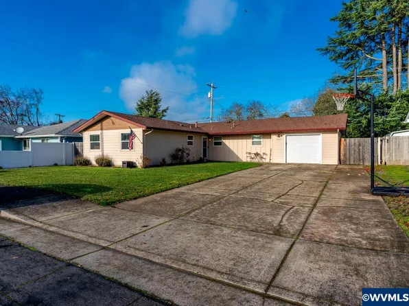 1319 29th Ave SE, Albany, OR 97322