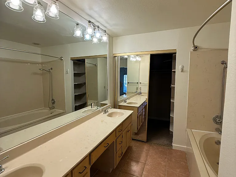 101 Fenimore Ave #2 — Photo 7