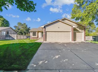 11602 W Central Park, Wichita, KS 67205