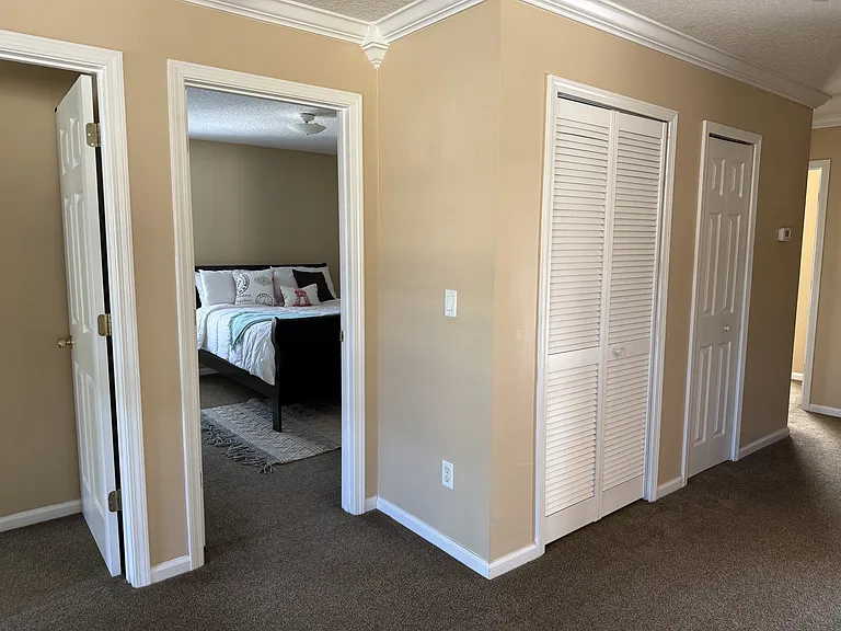 12242 Hawkstowe Ln — Photo 11