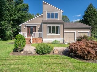 59 Roger Williams Dr, Johnston, RI 02919