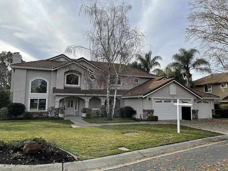 1st image of 6 Courtney Ln