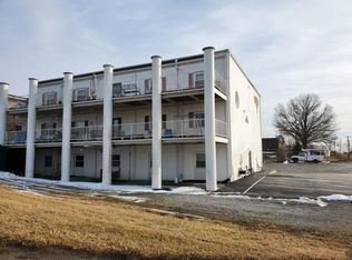 1339 W Vest St, Marshall, MO 65340