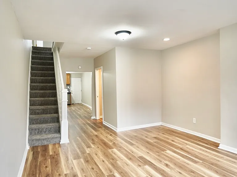 2655 Cedar St — Photo 10