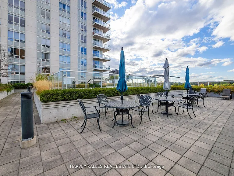 3865 Lake Shore Blvd W #421 — Photo 33