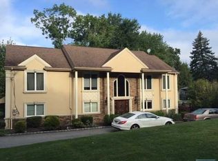696 Ewing Ave, Franklin Lakes, NJ 07417