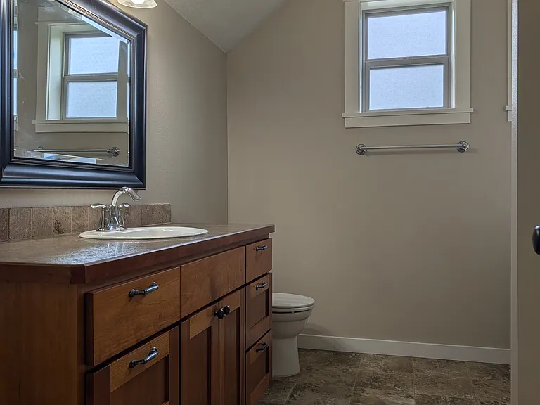 1135 W 28th Ave — Photo 11