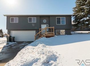 4719 E Hagen Cir, Sioux Falls, SD 57110