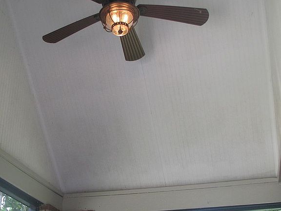 5th image of 7132 Mayfield Ave
