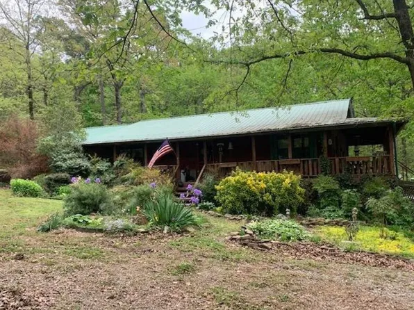 54 Swaim Hill Rd, Batesville, AR 72501