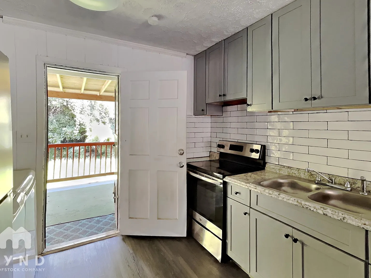 2 bed, 1.0 bath, 700 sqft, $1,205 — Photo 4