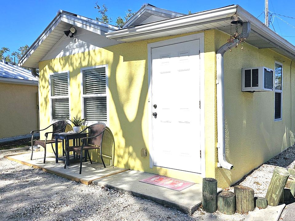 870 S McCall Rd #4