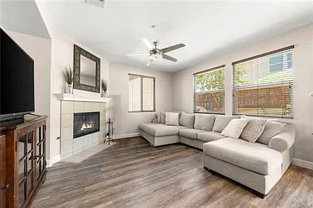 3 bed, 2.5 bath, 1980 sqft, $3,300 — Photo 4